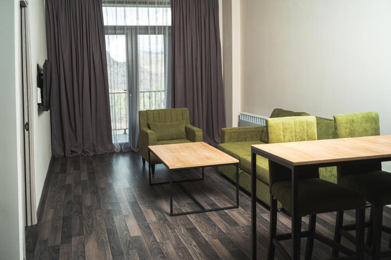 تساجكادزور Forest Apartments Hotel المظهر الخارجي الصورة
